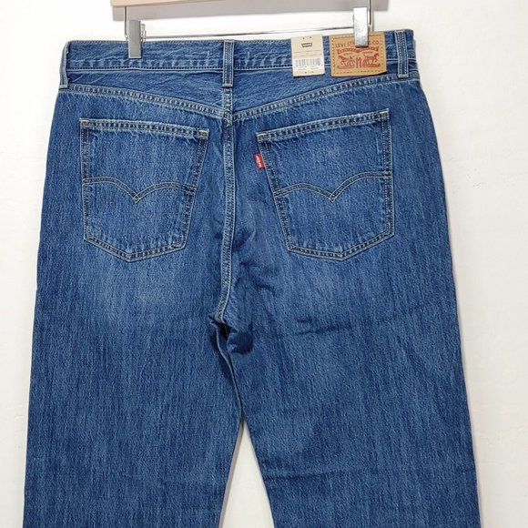 Levi's Low Pro Mid Rise Women's Jean's Size 32 (35" Waist) Factory Distressed - Picture 6 of 12